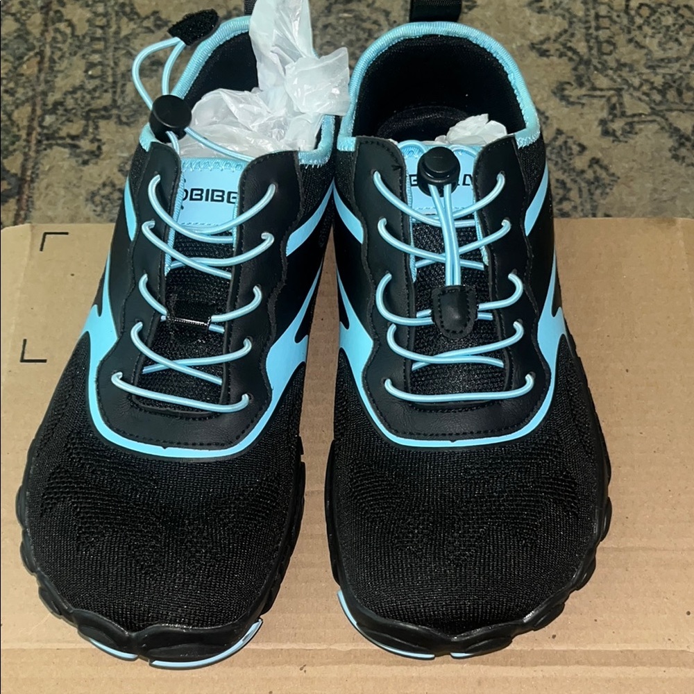 Women's Black & Light Blue Athletic Sneakers